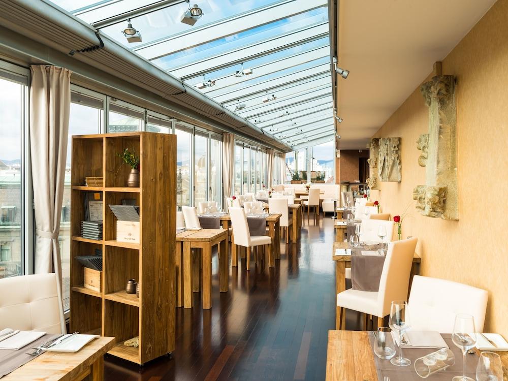 Hotel Royal 4*
